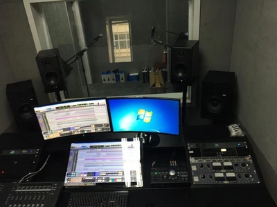 精準(zhǔn)選型，優(yōu)質(zhì)錄音 小錄音棚、學(xué)校錄音棚與演播室設(shè)備配置全攻略